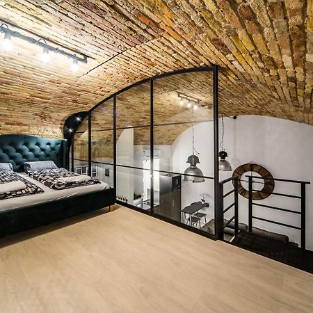 KIRÁLY 28 fsz CENTER 2 BEDROOM APARTMENT WITH AIRCON Budapest Exterior foto